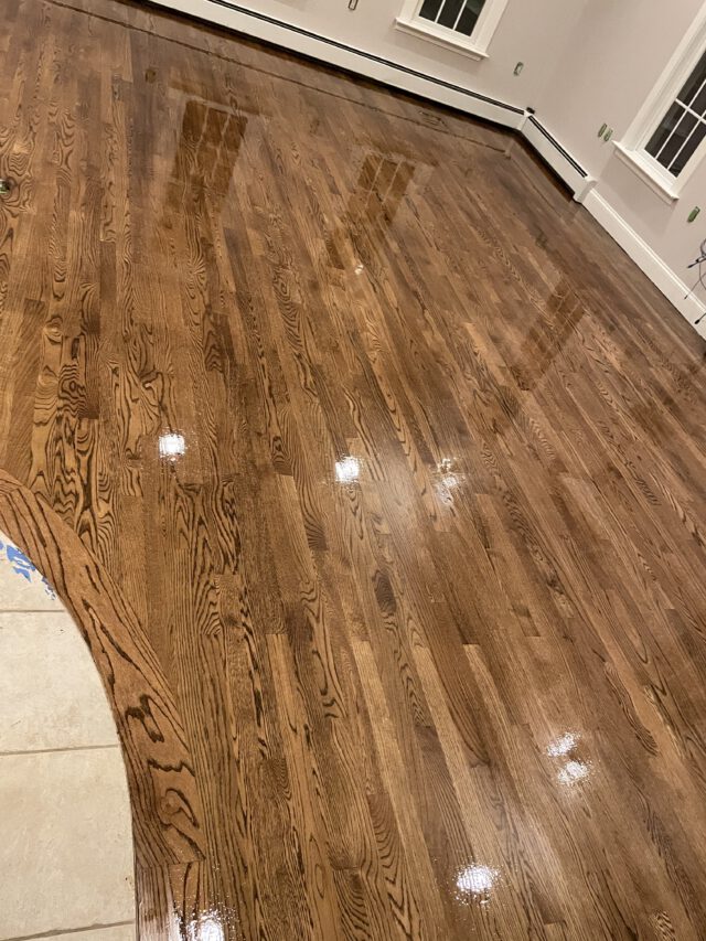 Hardwood Flooring in RI vs Laminate: What’s Right for You?
