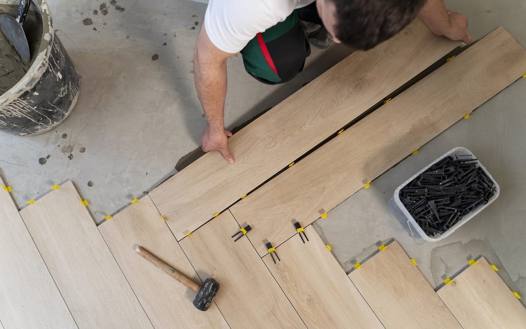 How to Choose Flooring That Matches Your Kitchen Cabinets